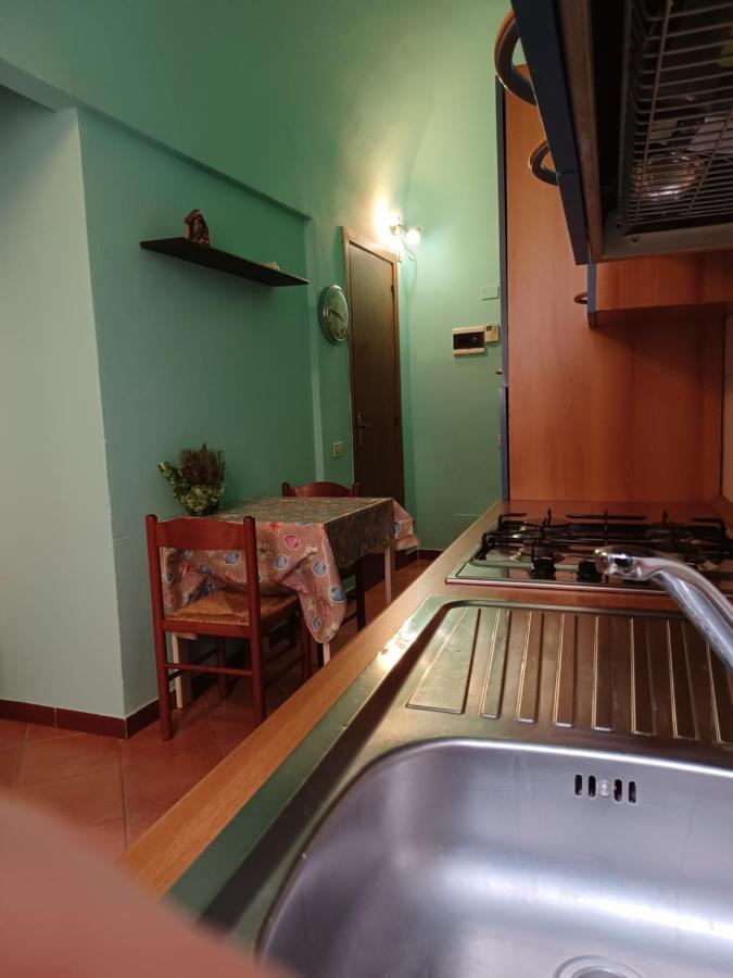 Via Delle Prigioni,17 Apartment Волтера Екстериор снимка
